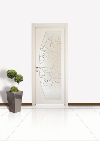 Porta Tamburata mod. Giulia (a vetro arcato), disponibile in varie essenze: Tanganika / Rovere / Castagno / Frassino e altri legni su richiesta. Vetri disponibili in vari disegni.